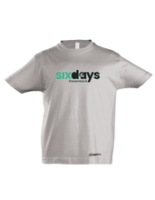 Lade das Bild in den Galerie-Viewer, T-Shirt "Kinder" <br>Sixdays
